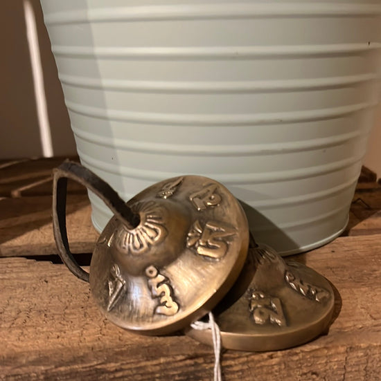 Paire de Tingshas gravées